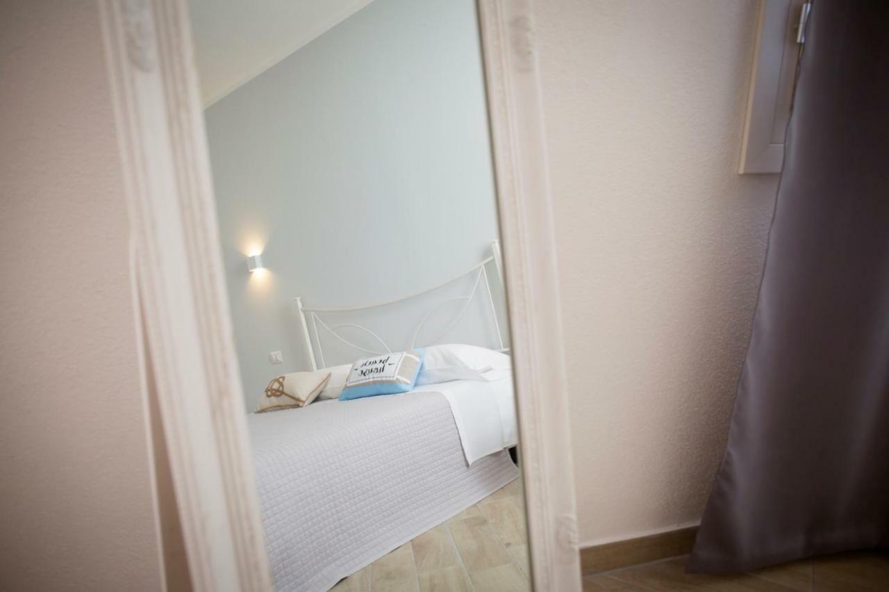 Luca'S Rooms Valledoria  Exterior foto
